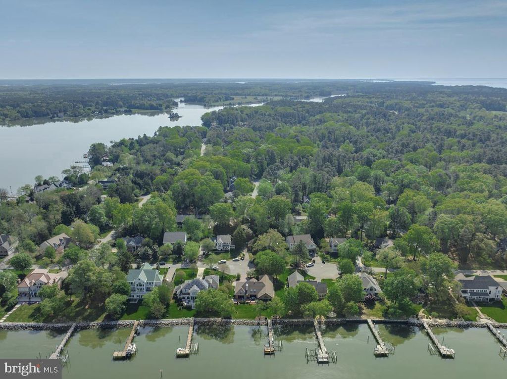 Image 56 of property listing at 11610 BACHELORS HOPE CT, Issue, MD 20645