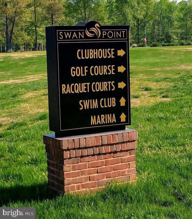 Image 68 of property listing at 11610 BACHELORS HOPE CT, Issue, MD 20645