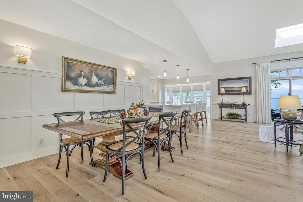 Image 8 of property listing at 11610 BACHELORS HOPE CT, Issue, MD 20645