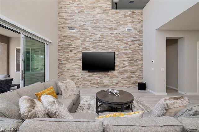 12 Hilltop Crest Street, Henderson, NV 89011