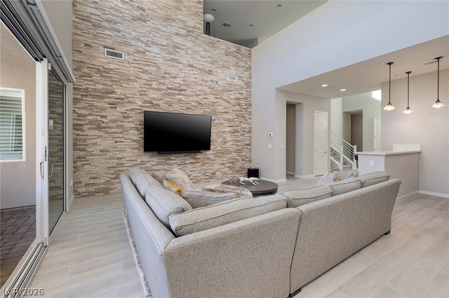 12 Hilltop Crest Street, Henderson, NV 89011