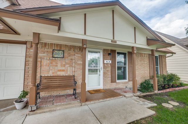 1103 Jeanette Way, Carrollton, TX 75006