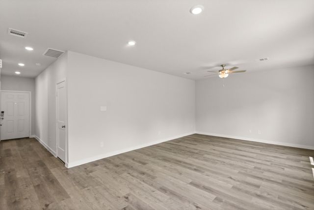 10719 Red Flagstone Drive, Conroe, TX 77306