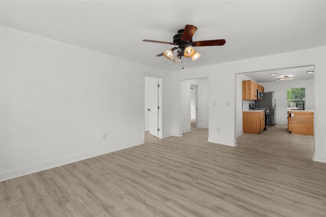 109 W Sedberry, Jefferson, TX 75657
