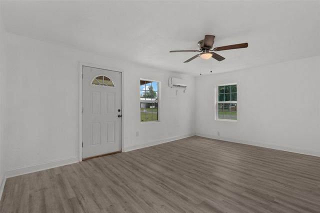 109 W Sedberry, Jefferson, TX 75657