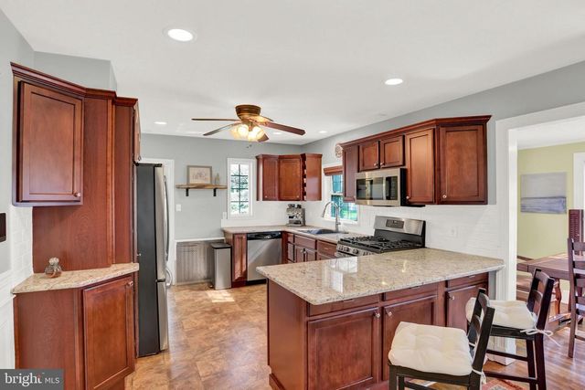 3948 BRISBAN ST, Harrisburg, PA 17111