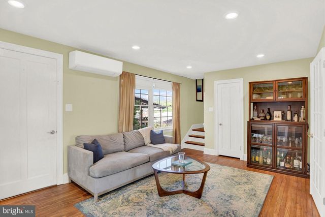 3948 BRISBAN ST, Harrisburg, PA 17111