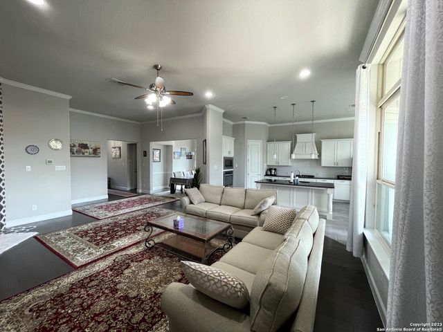 7122 BELLA BLF, San Antonio, TX 78256