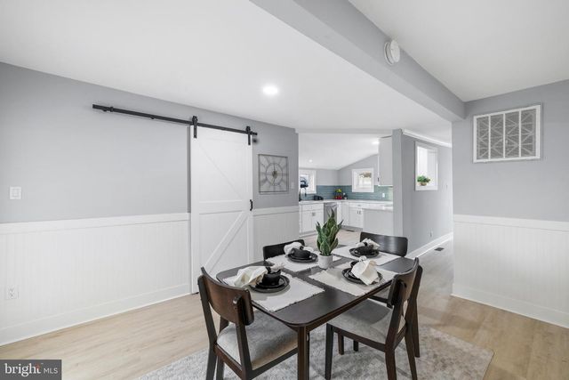 15 HENRY AVE, Collegeville, PA 19426