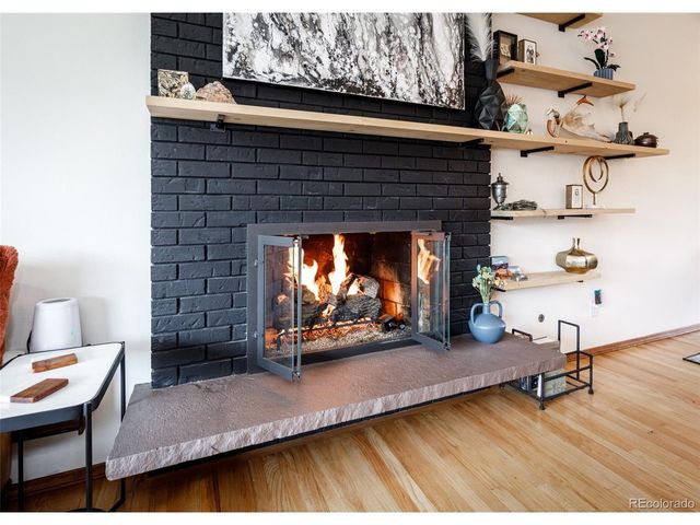 609 Pioneer Ln, Colorado Springs, CO 80904