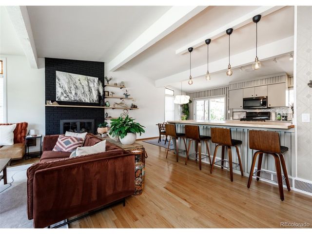 609 Pioneer Ln, Colorado Springs, CO 80904