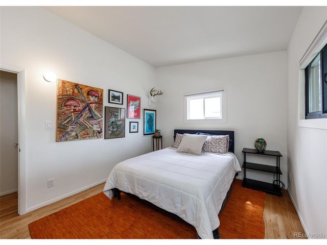 609 Pioneer Ln, Colorado Springs, CO 80904