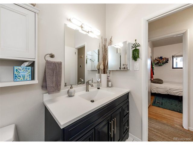 609 Pioneer Ln, Colorado Springs, CO 80904