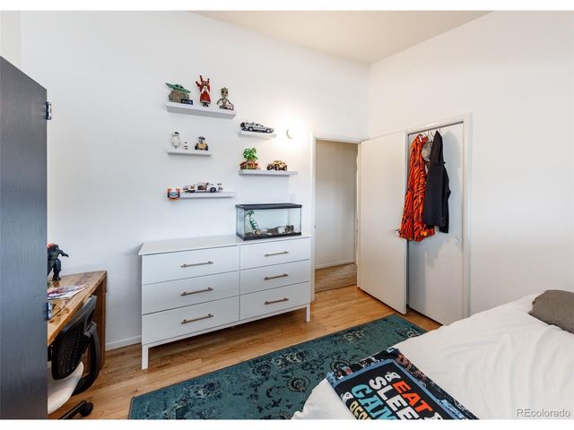 609 Pioneer Ln, Colorado Springs, CO 80904