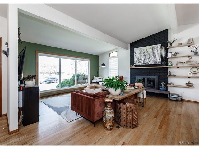 609 Pioneer Ln, Colorado Springs, CO 80904