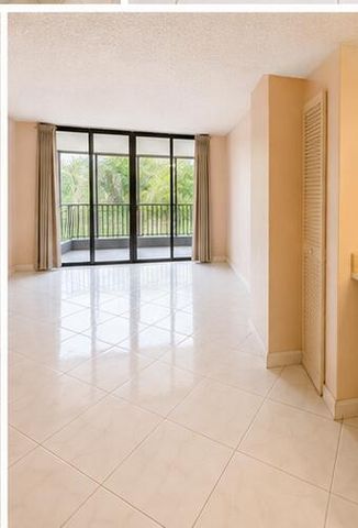 2802 N 46th Avenue B318, Hollywood, FL 33021