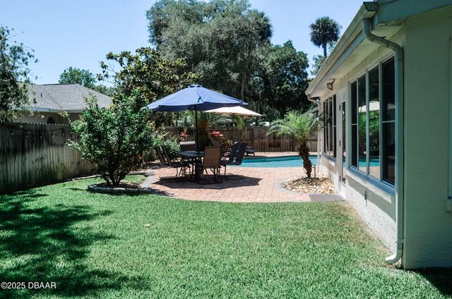 468 Champagne Circle, Port Orange, FL 32127