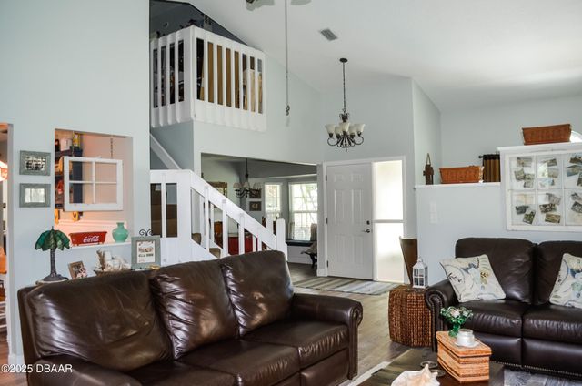 468 Champagne Circle, Port Orange, FL 32127