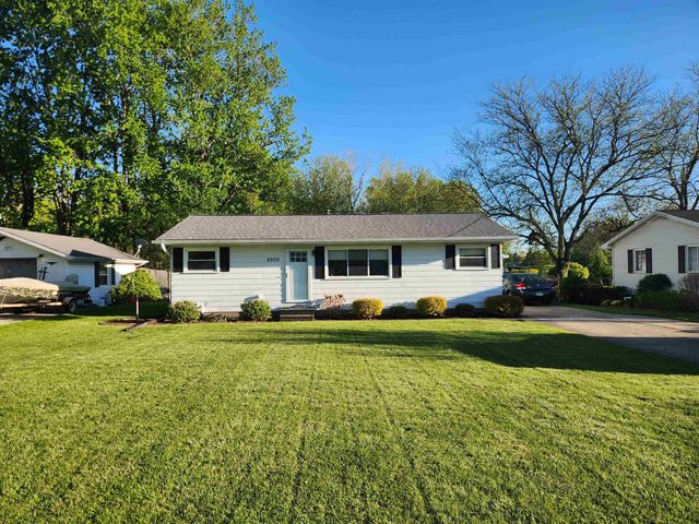6909 Wallace Drive, Saginaw, MI 48609