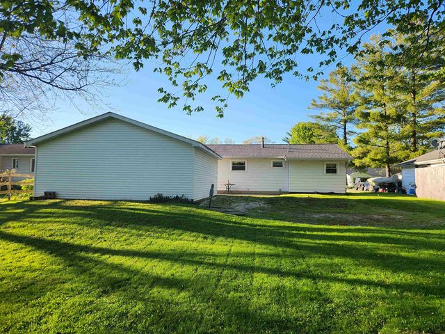 6909 Wallace Drive, Saginaw, MI 48609