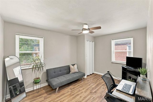 1063 Raisher Drive, University City, MO 63130