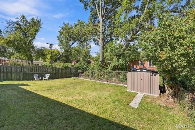1063 Raisher Drive, University City, MO 63130