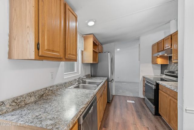 554 Dark Oak Street SW, Shallotte, NC 28470