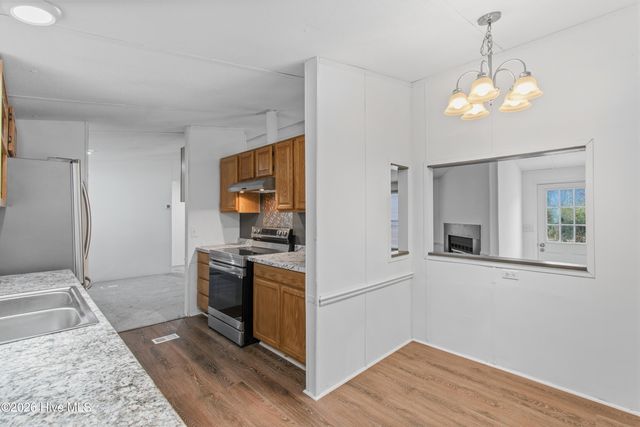 554 Dark Oak Street SW, Shallotte, NC 28470