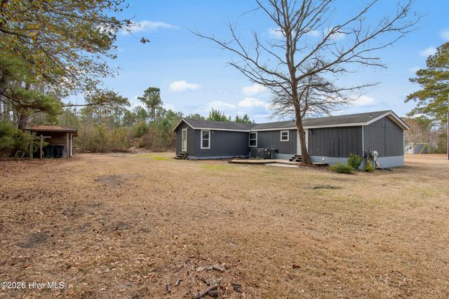 554 Dark Oak Street SW, Shallotte, NC 28470