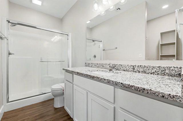 5752 E Bristol, Wichita, KS 67220