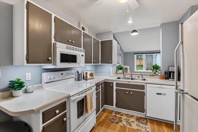 207 S Owen Drive, Madison, WI 53705