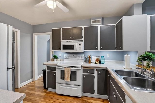 207 S Owen Drive, Madison, WI 53705
