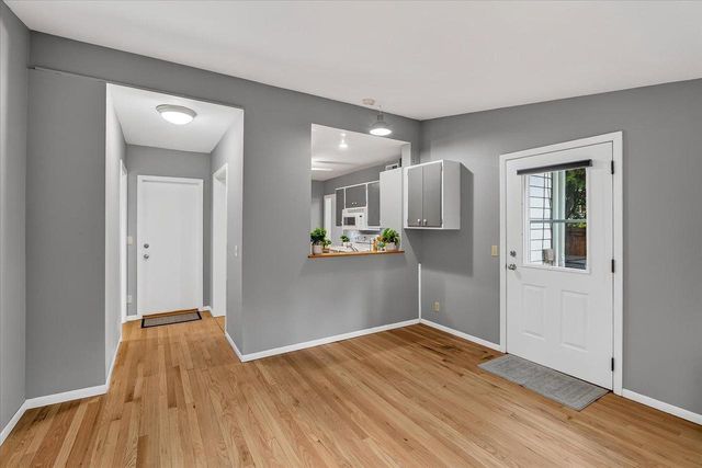 207 S Owen Drive, Madison, WI 53705