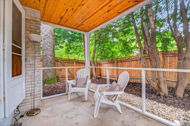207 S Owen Drive, Madison, WI 53705