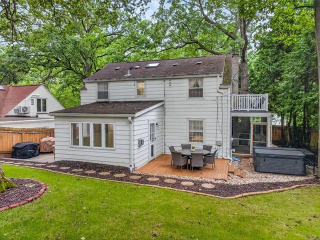 207 S Owen Drive, Madison, WI 53705