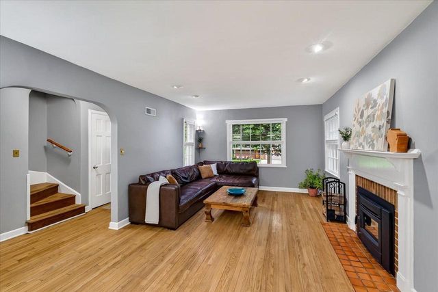 207 S Owen Drive, Madison, WI 53705