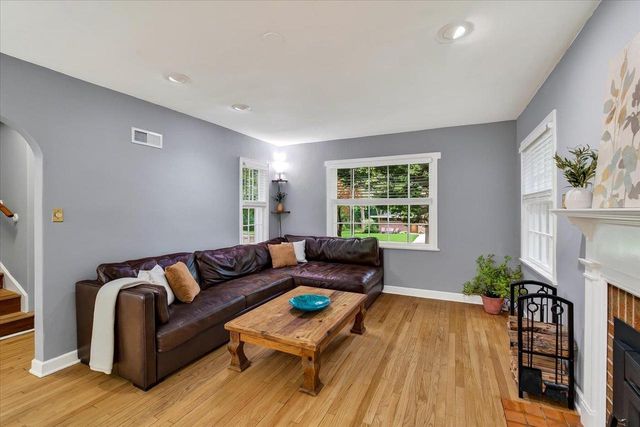 207 S Owen Drive, Madison, WI 53705