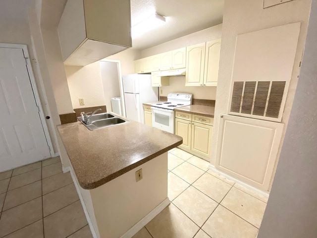 2550 N ALAFAYA TRAIL 6200, Orlando, FL 32826