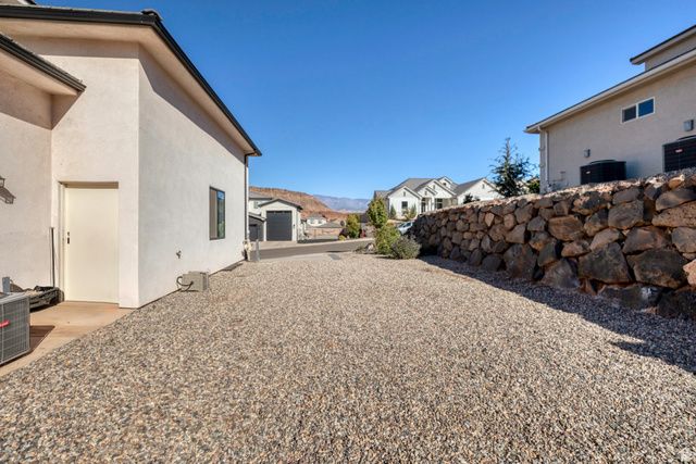 1464 E CENTAURUS WAY, Washington, UT 84780