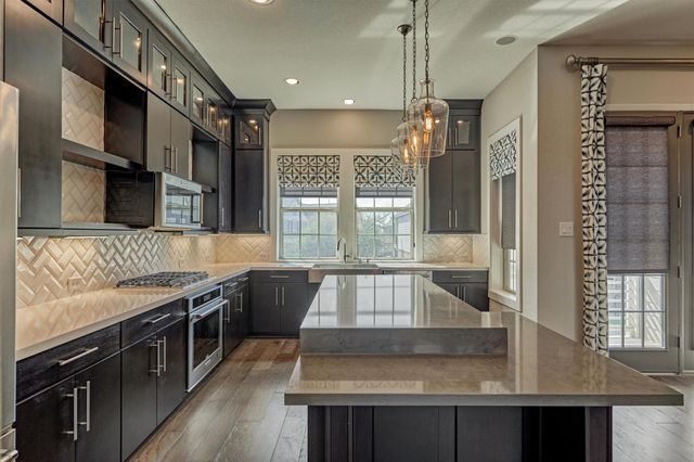 9627 Towne Lake Parkway, Cypress, TX 77433