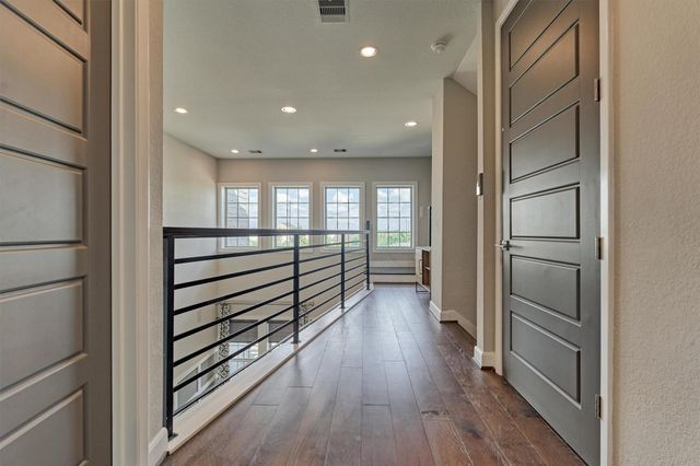 9627 Towne Lake Parkway, Cypress, TX 77433