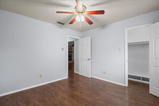 1915 Castlegate, Henderson, TX 75654