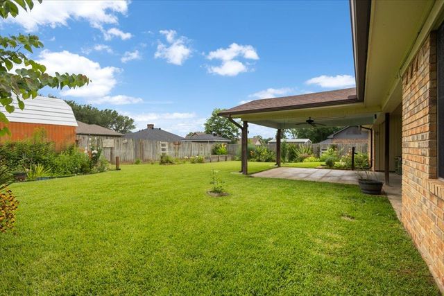 1915 Castlegate, Henderson, TX 75654