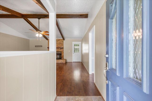 1915 Castlegate, Henderson, TX 75654