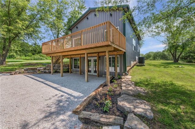 14820 Crystal Drive, Excelsior Springs, MO 64024