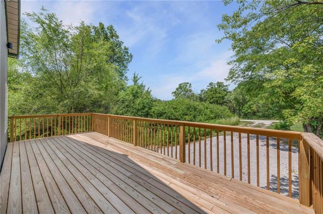 14820 Crystal Drive, Excelsior Springs, MO 64024