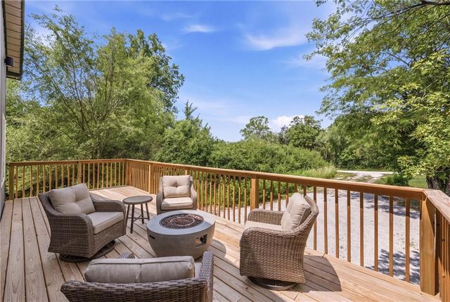14820 Crystal Drive, Excelsior Springs, MO 64024