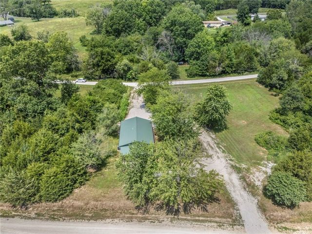 14820 Crystal Drive, Excelsior Springs, MO 64024