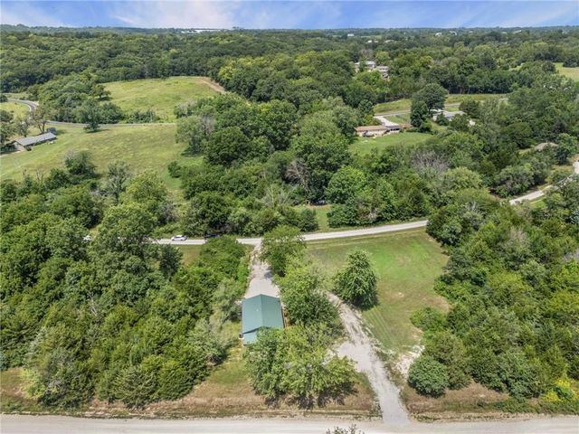14820 Crystal Drive, Excelsior Springs, MO 64024