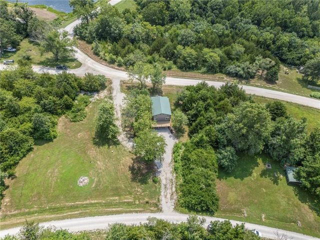 14820 Crystal Drive, Excelsior Springs, MO 64024
